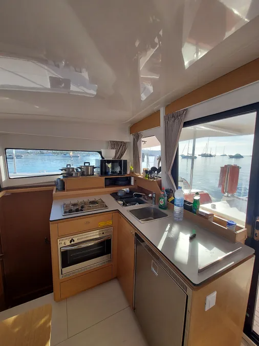 Excess 11 | Yemaya B