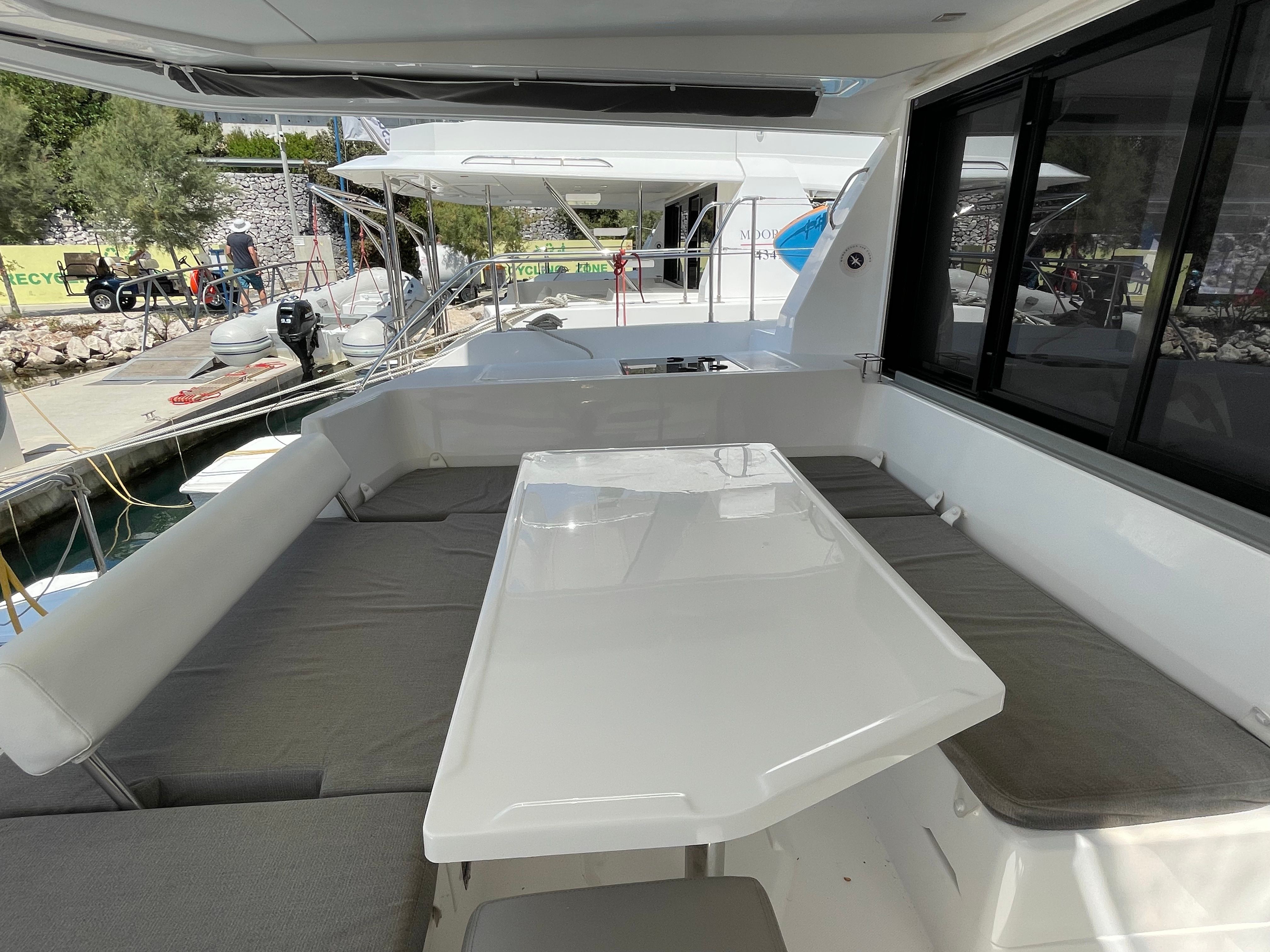 Leopard 43 PC | Moorings 20