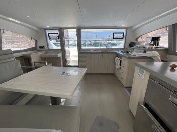 Leopard 43 PC | Moorings 20