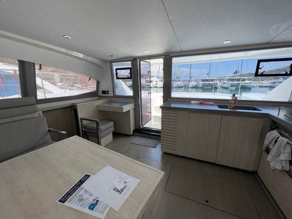 Leopard 43 PC | Moorings 20
