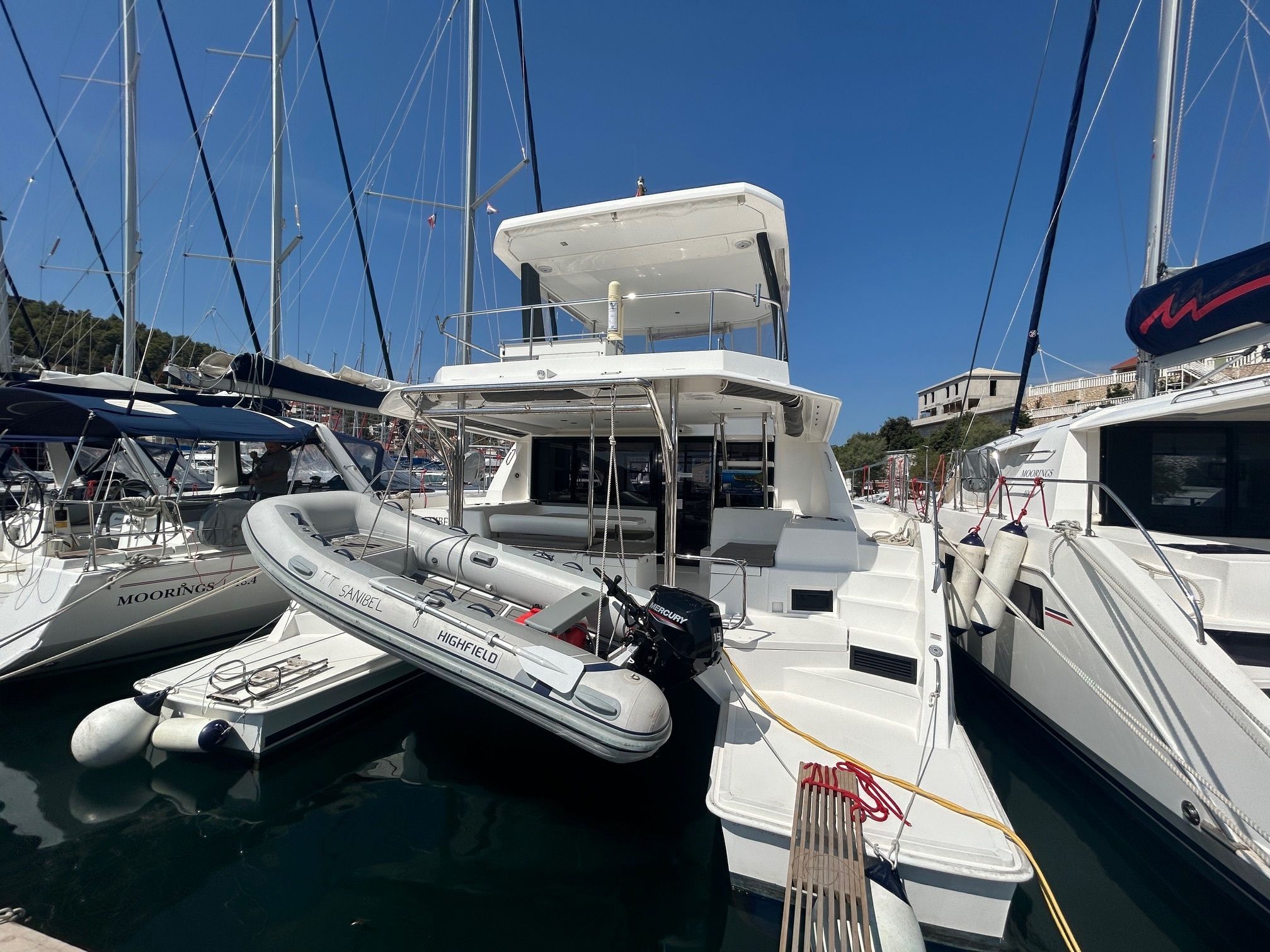 Leopard 43 PC | Moorings 20