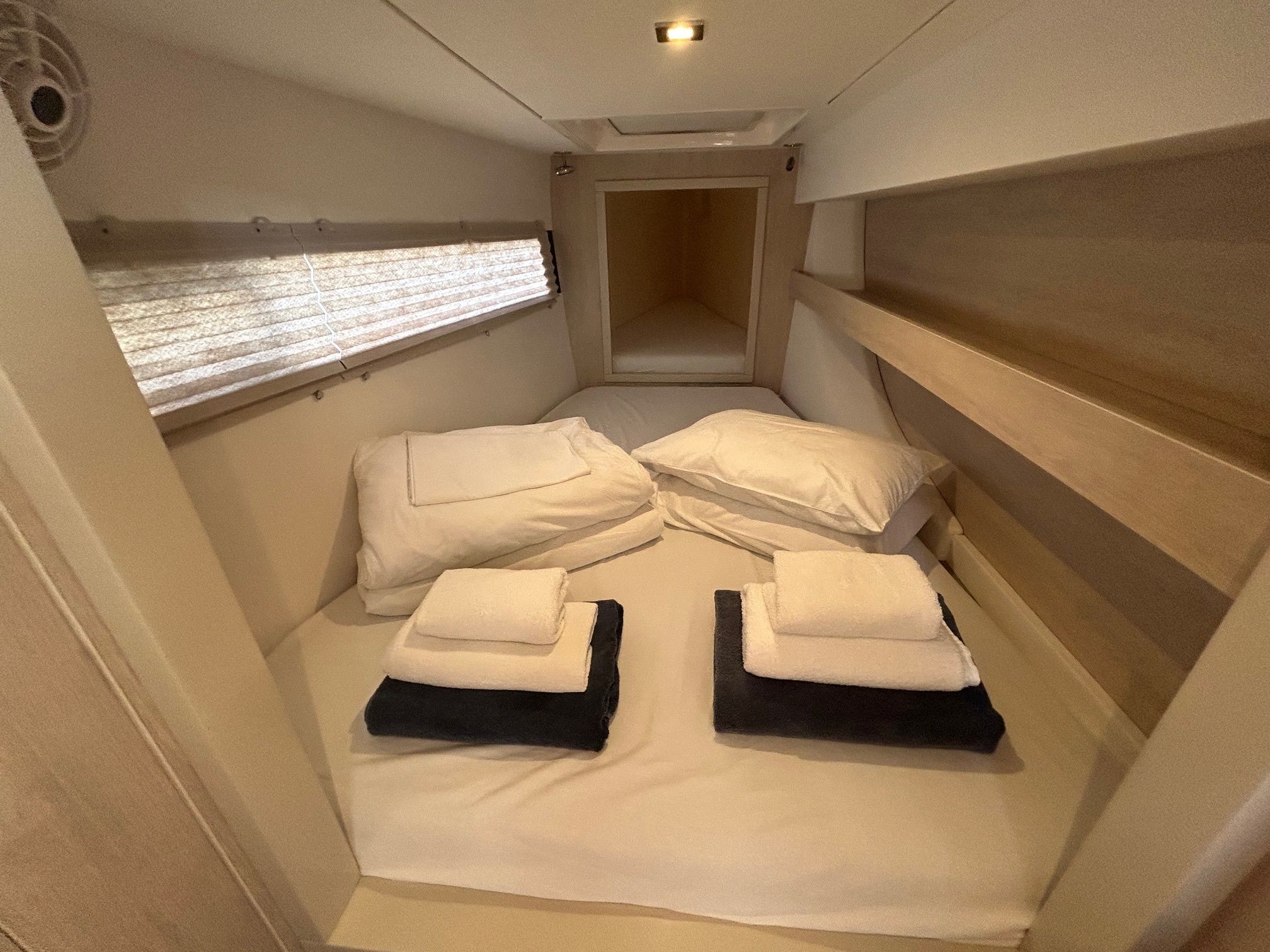 Leopard 43 PC | Moorings 20