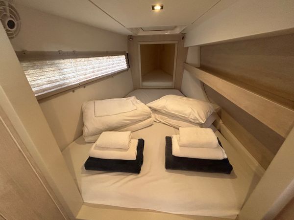 Leopard 43 PC | Moorings 20