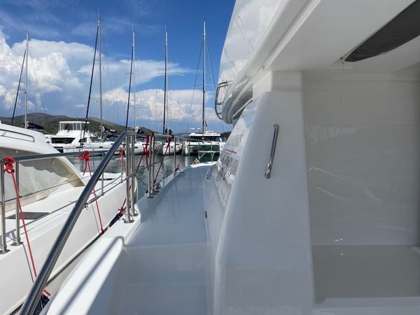 Leopard 46 | Moorings 23
