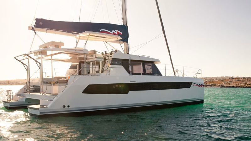 Leopard 42 | Moorings 23