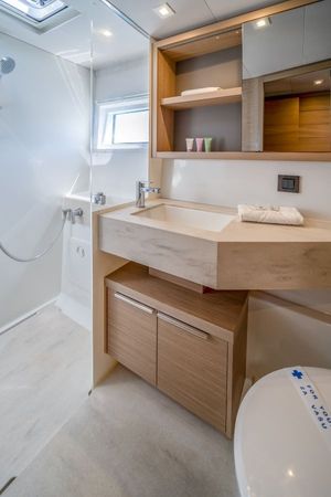 Lagoon 46 | Adrion