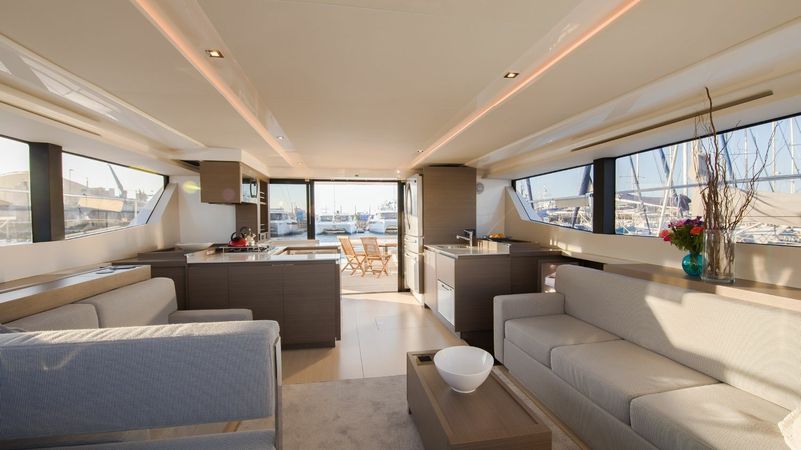 Leopard 53 | Moorings 21