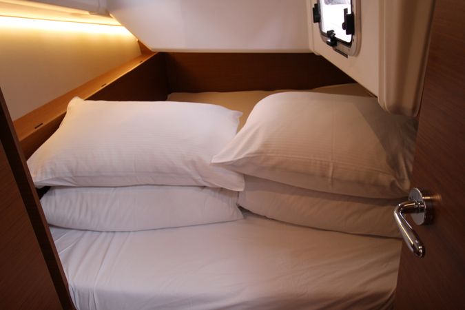 Jeanneau Sun Odyssey 380 | Aurora