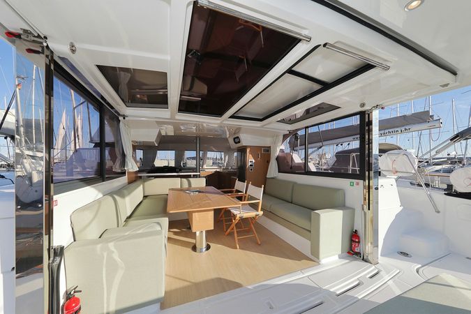 Bali Catspace | Agua De Luna