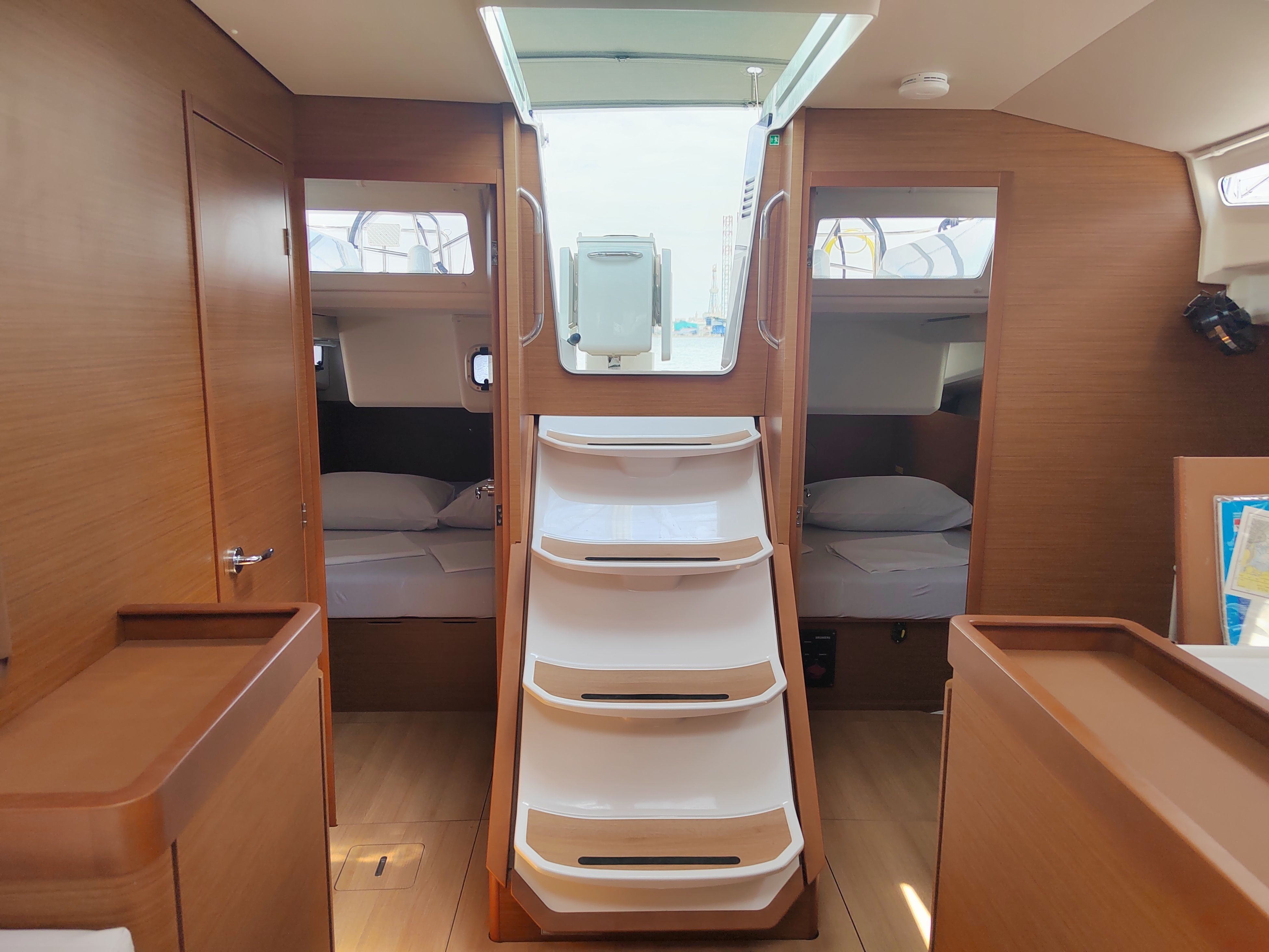Jeanneau Sun Odyssey 440 | Ares