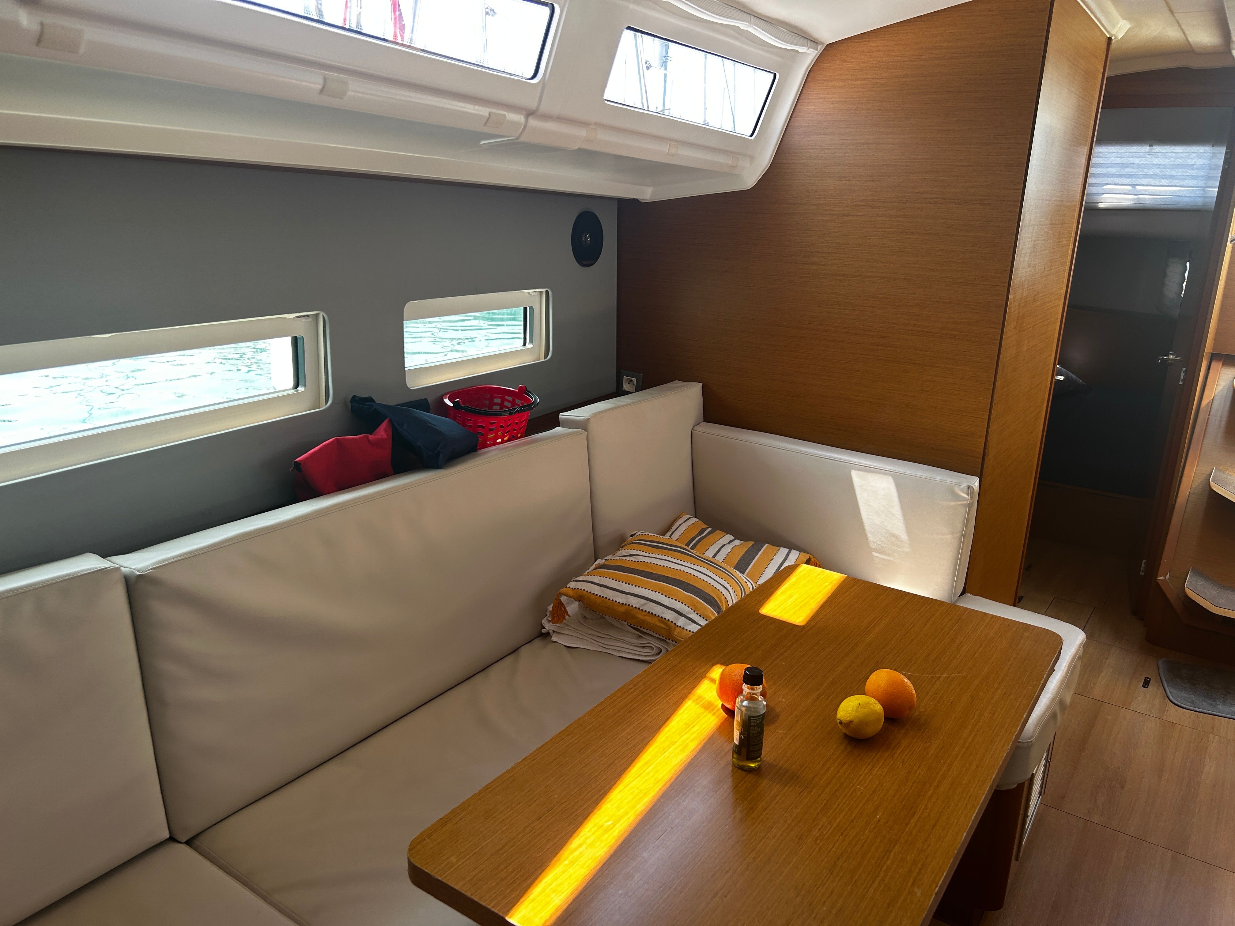 Dufour 37 | Sunsail 24
