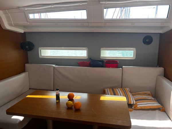 Dufour 37 | Sunsail 24