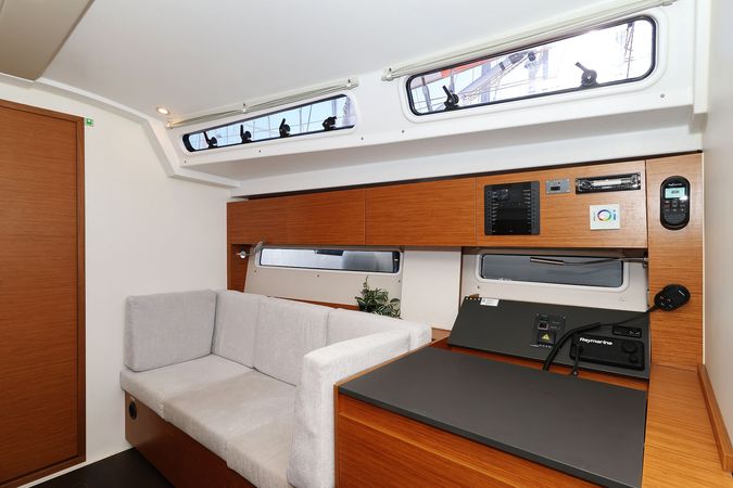Hanse 410 | Bela