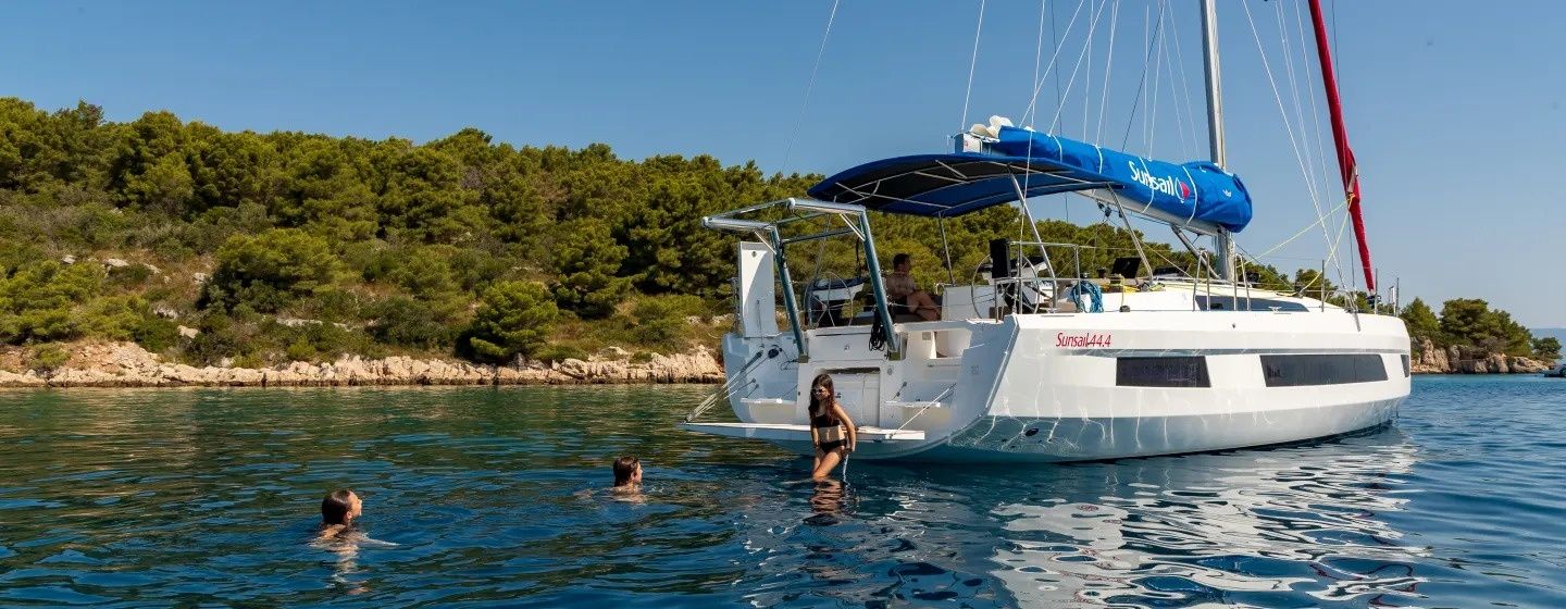 Dufour 44 | Sunsail 24