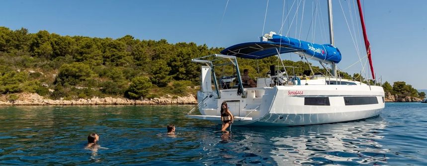 Dufour 44 | Sunsail 24
