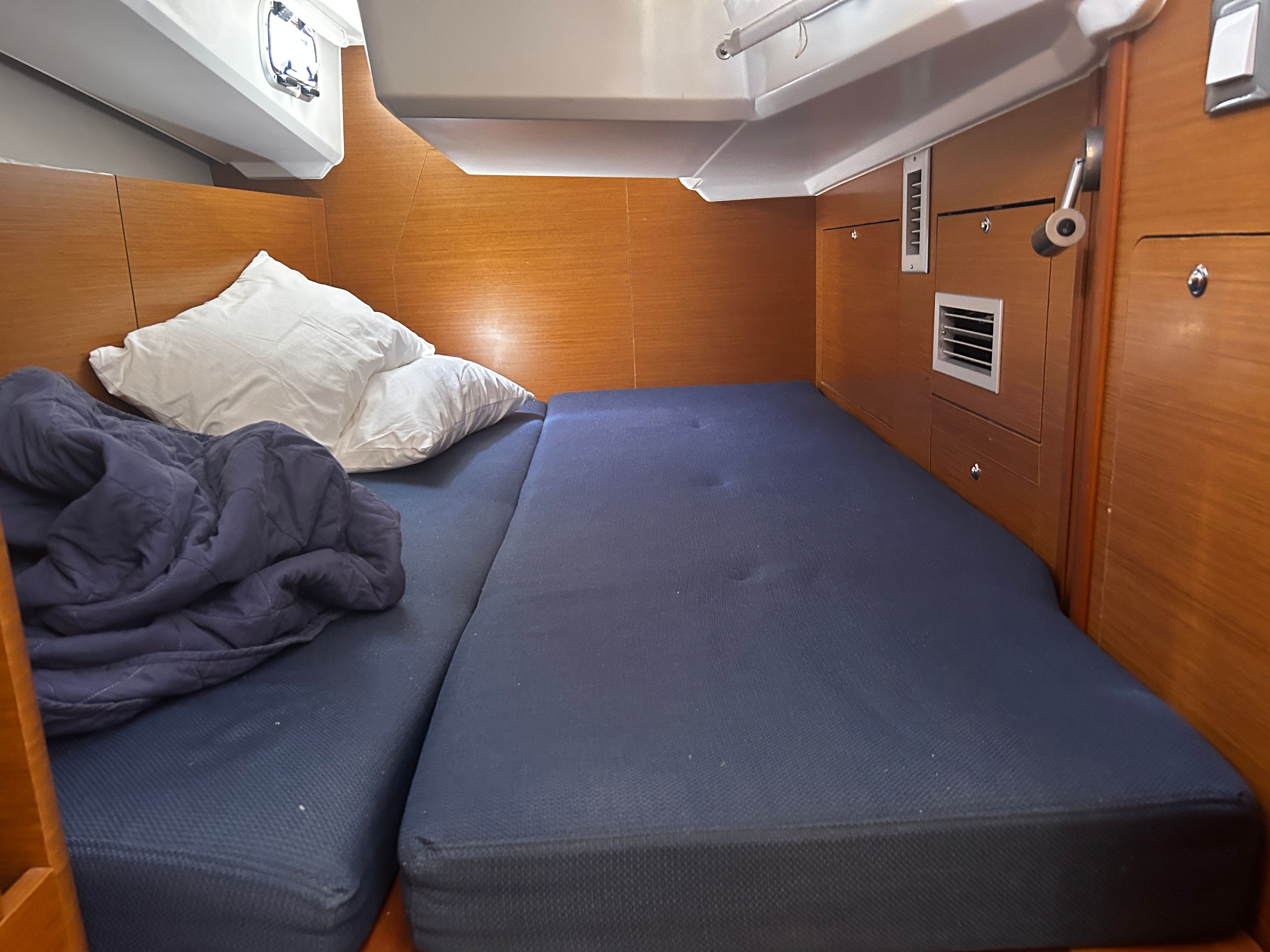 Dufour 37 | Sunsail 24