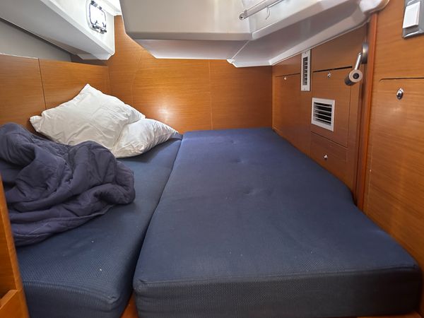 Dufour 37 | Sunsail 24