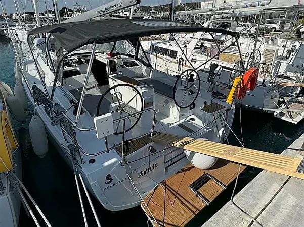 Beneteau Oceanis 34.1 | Arnie