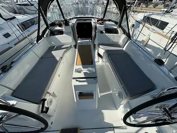 Beneteau Oceanis 34.1 | Arnie