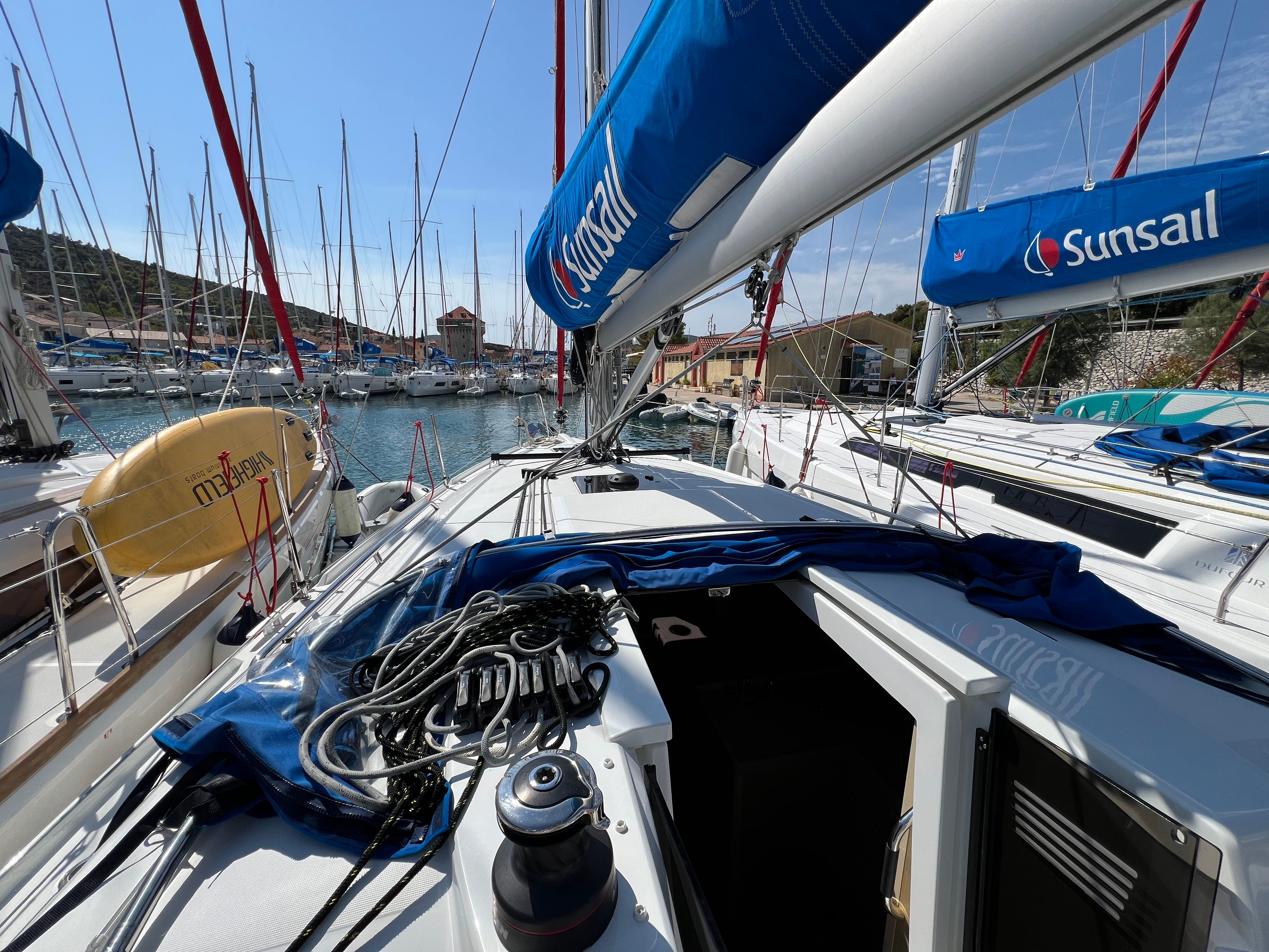 Beneteau Oceanis 34.1 | Sunsail 23