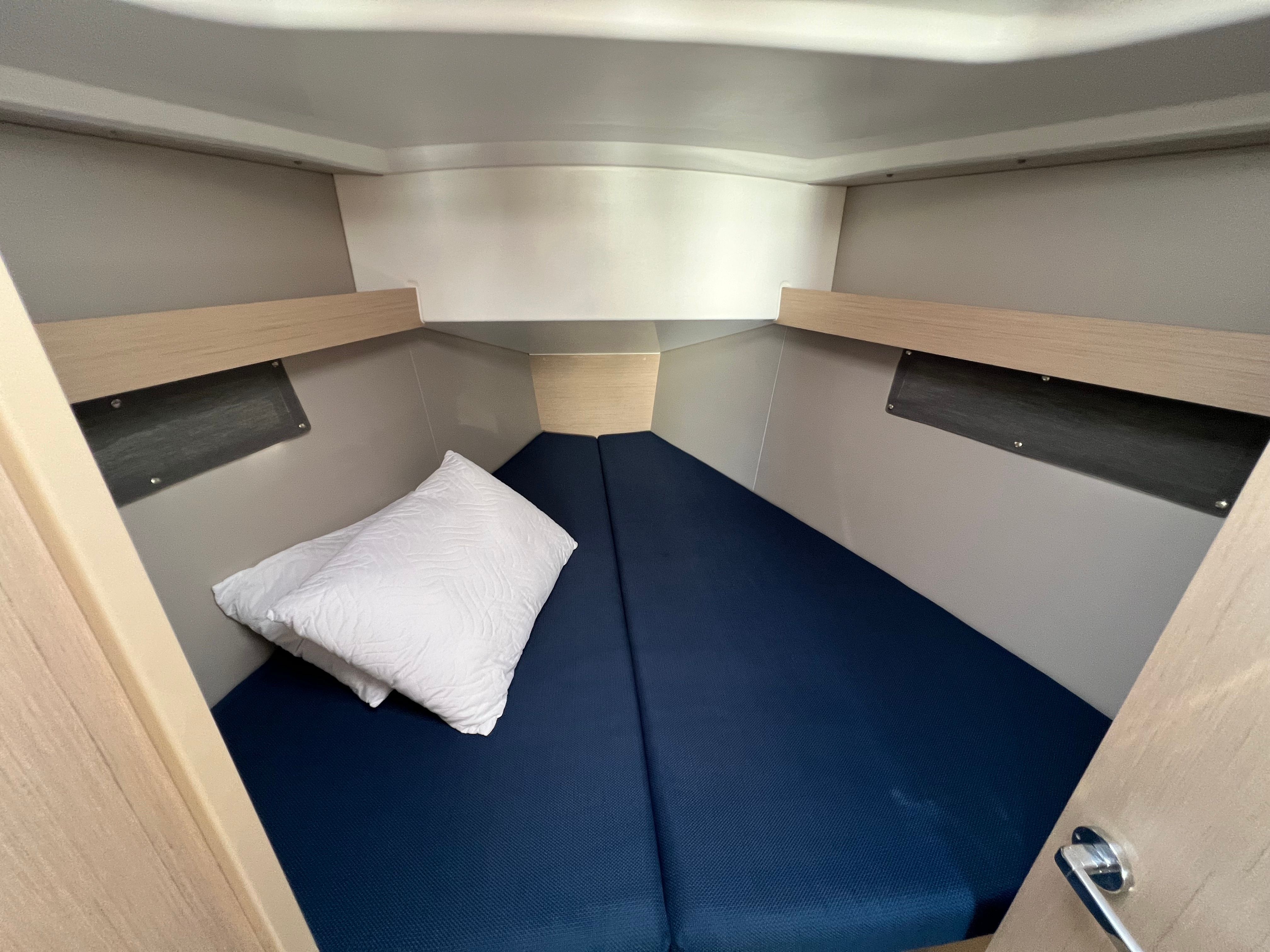 Beneteau Oceanis 34.1 | Sunsail 23