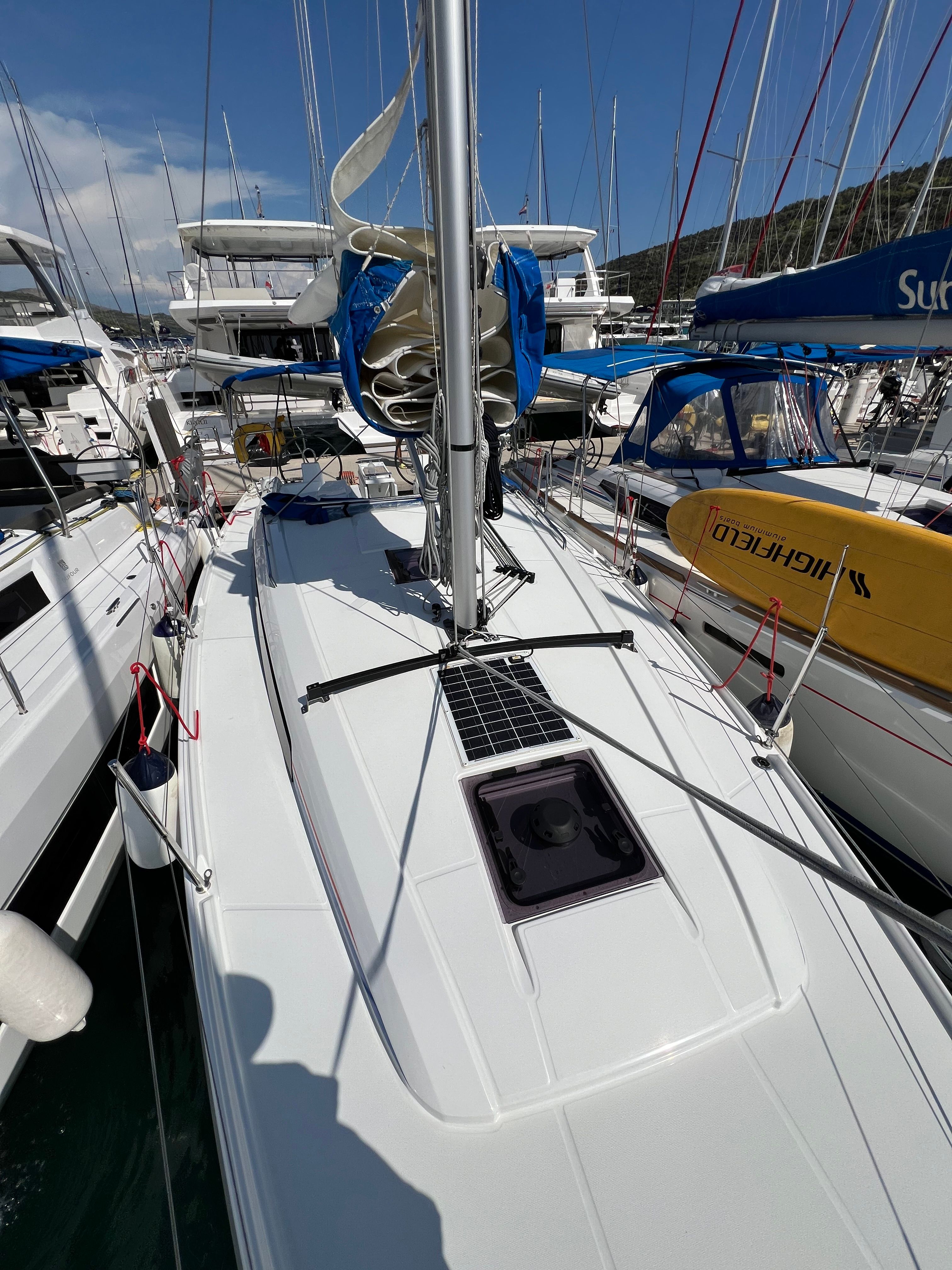 Beneteau Oceanis 34.1 | Sunsail 23