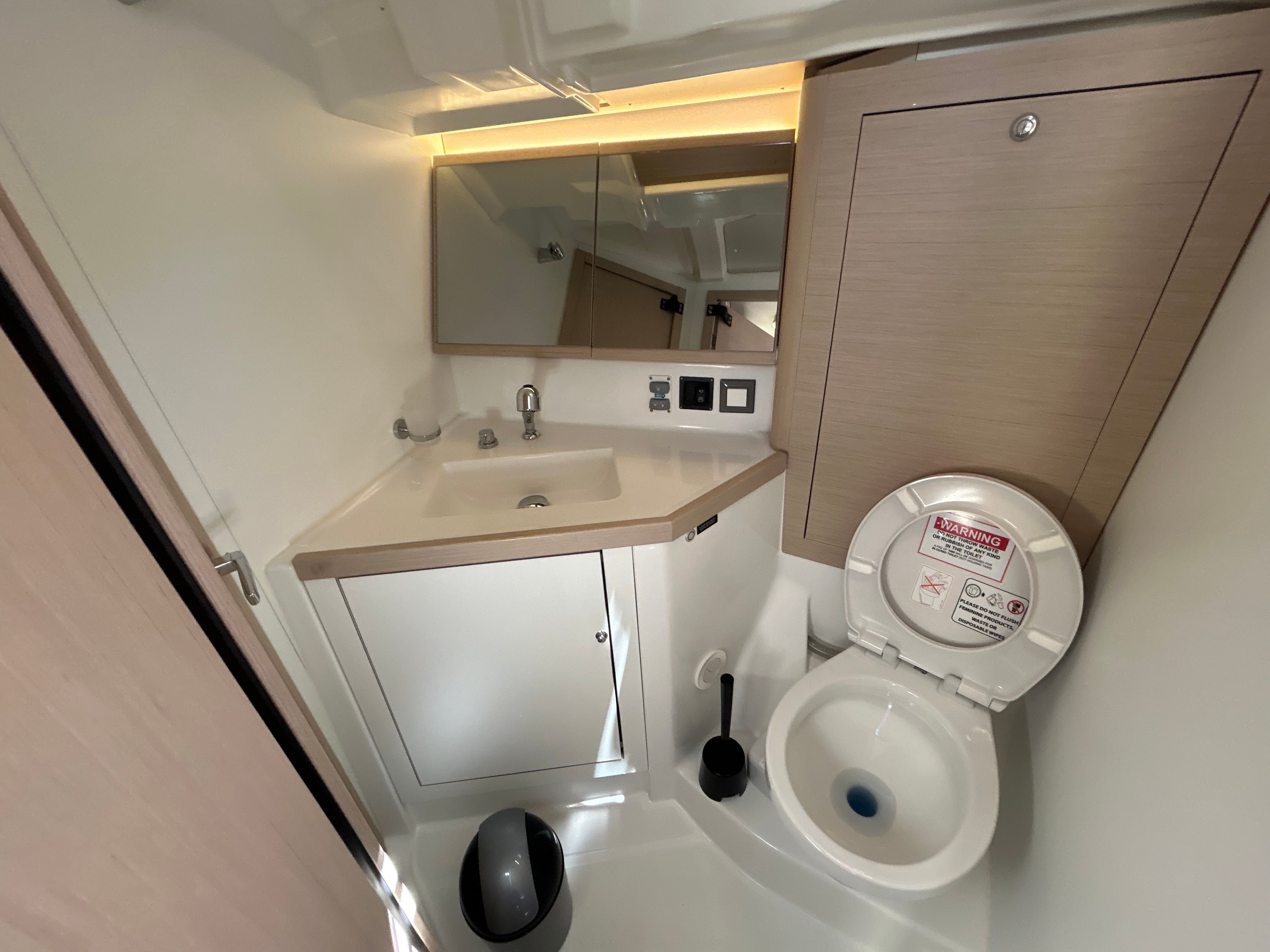 Beneteau Oceanis 46.1 | Sunsail 22