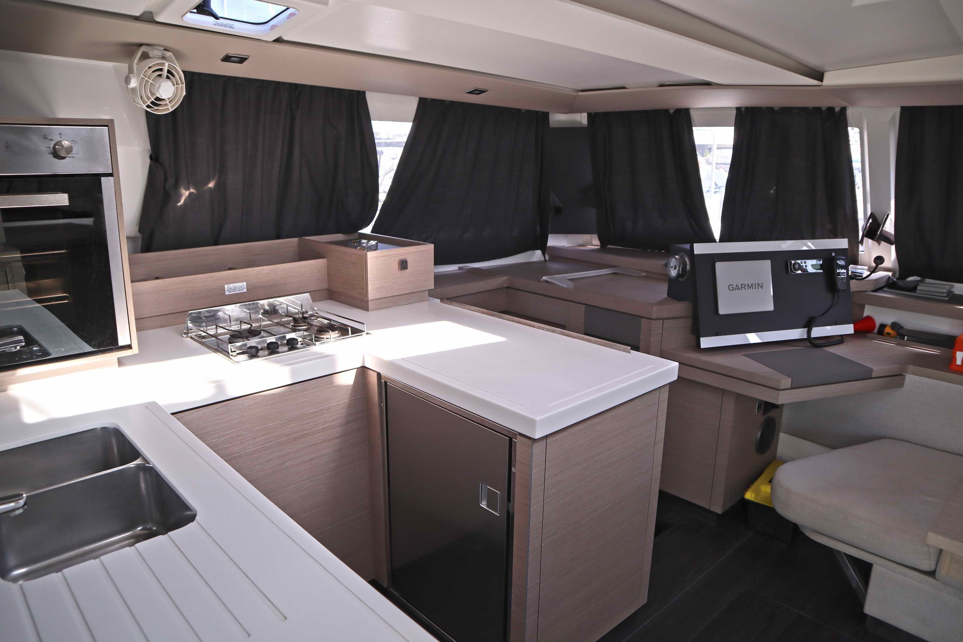 Fountaine Pajot Astrea 42 | Hannah 3
