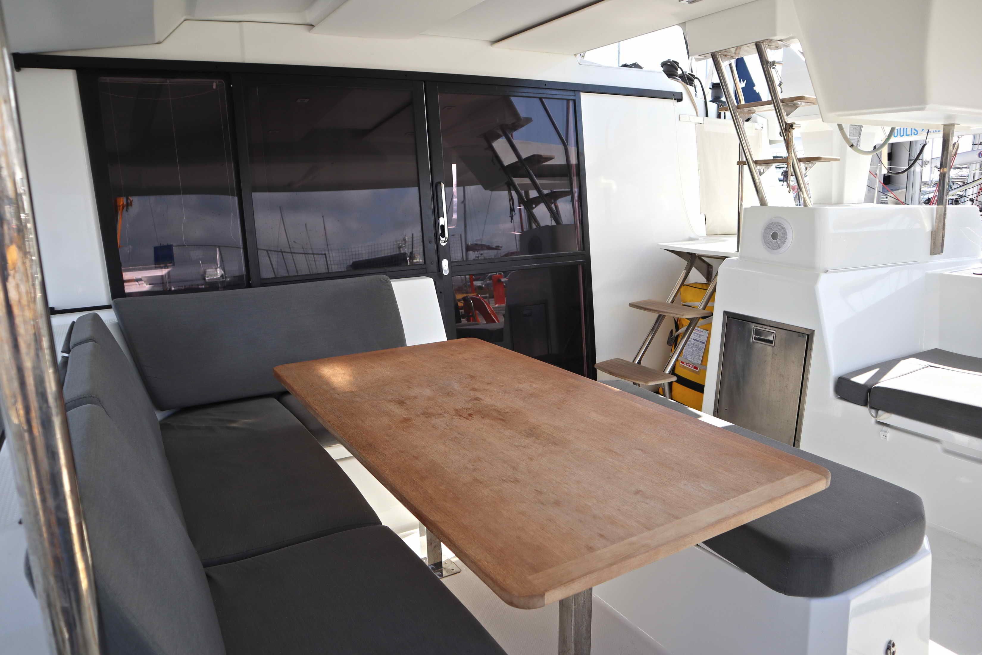 Fountaine Pajot Astrea 42 | Hannah 3
