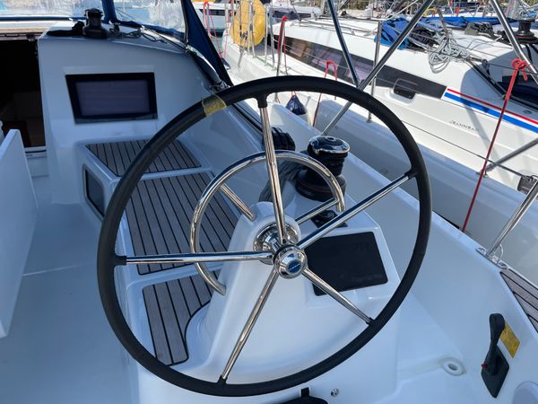 Jeanneau Sun Odyssey 410 | Sunsail 23