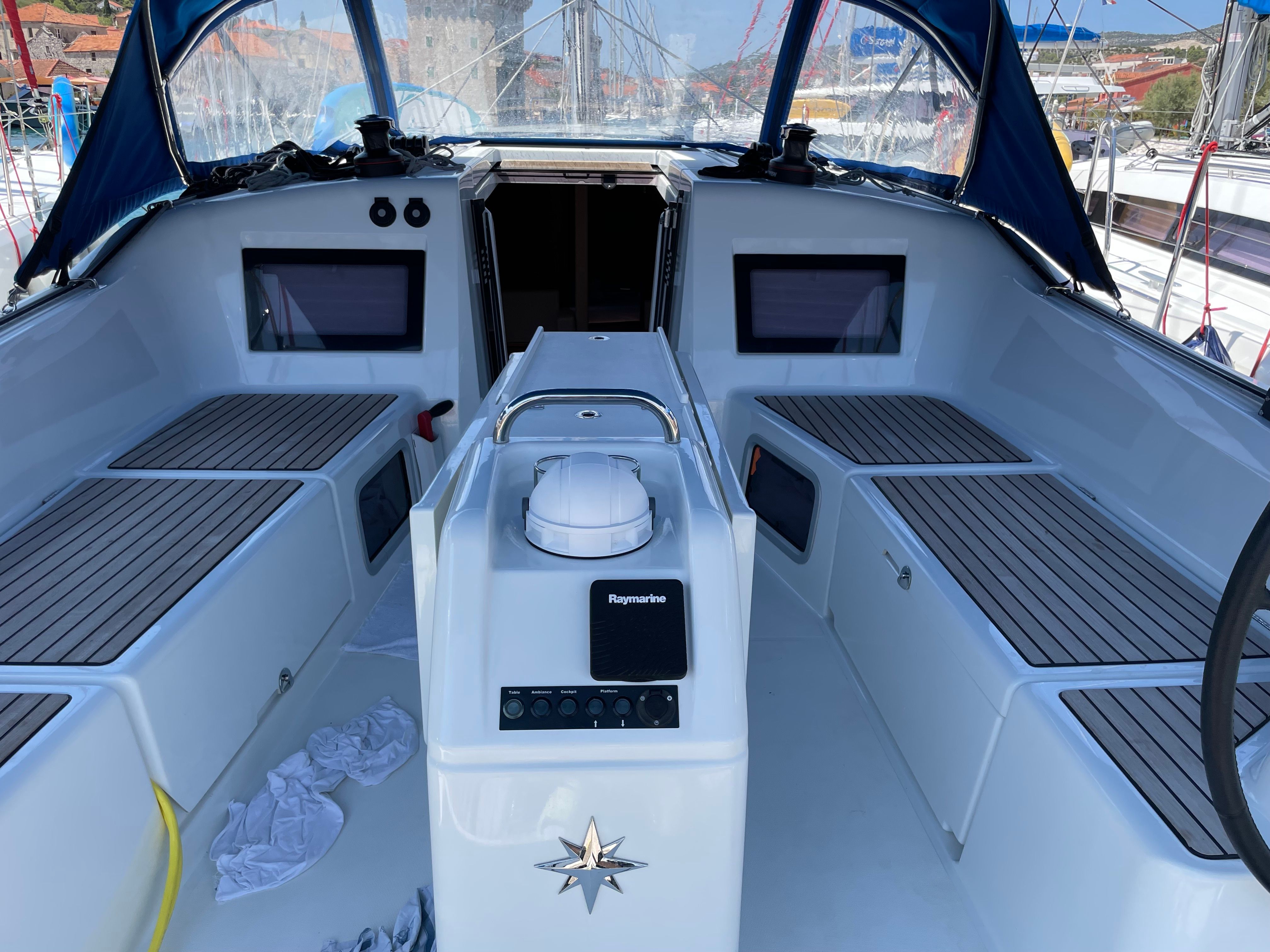 Jeanneau Sun Odyssey 410 | Sunsail 23