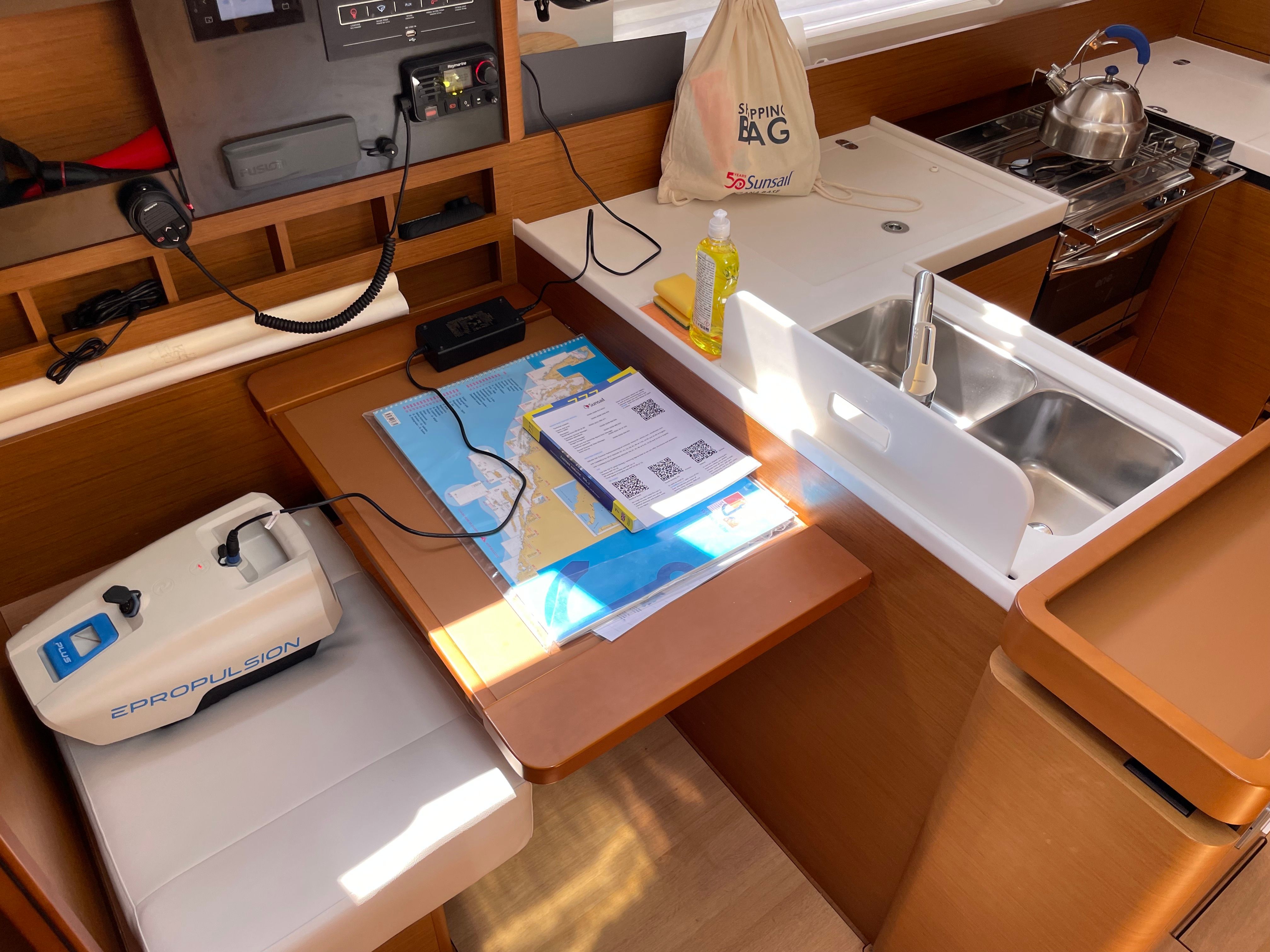Jeanneau Sun Odyssey 410 | Sunsail 23
