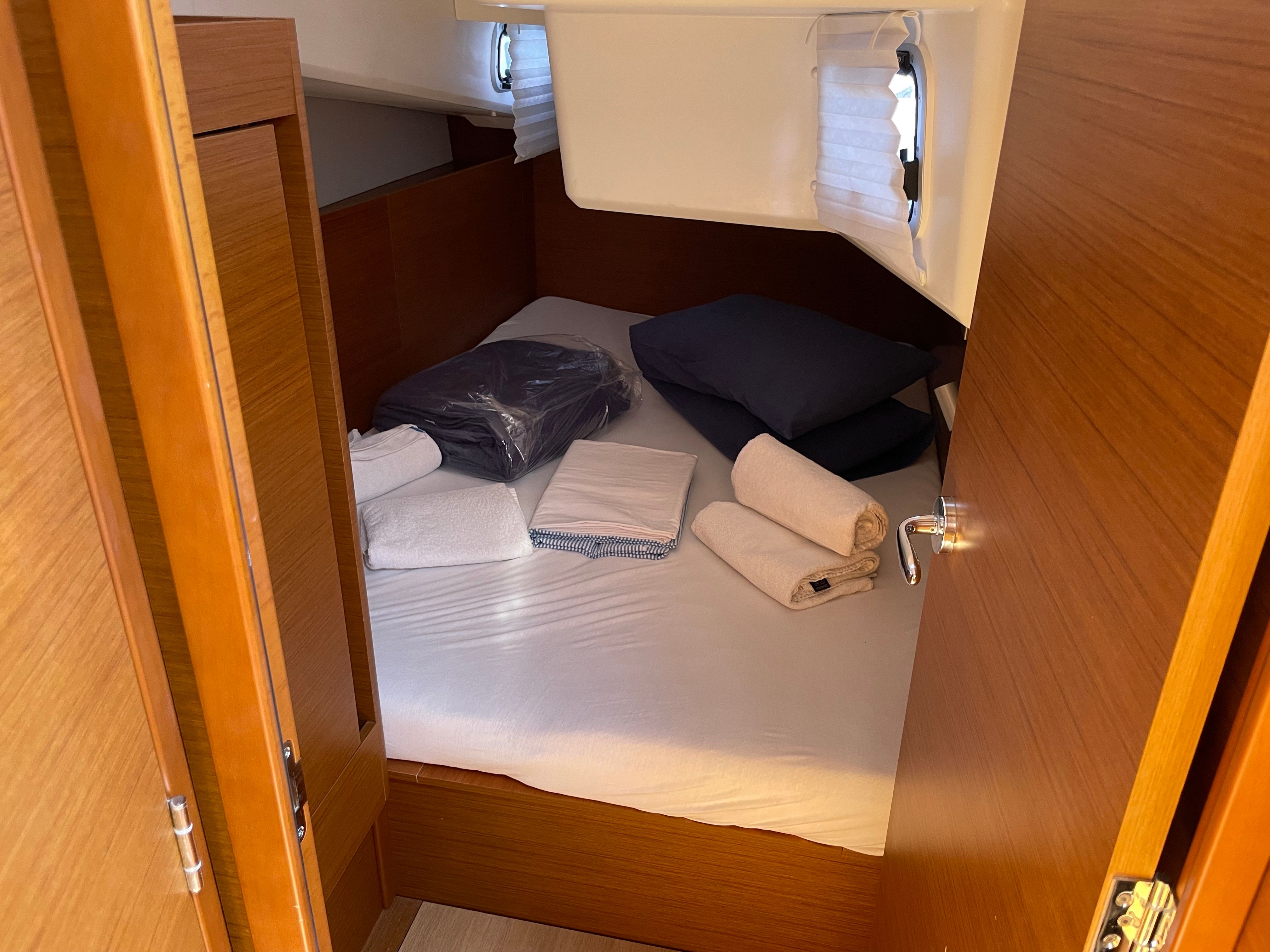 Jeanneau Sun Odyssey 410 | Sunsail 23