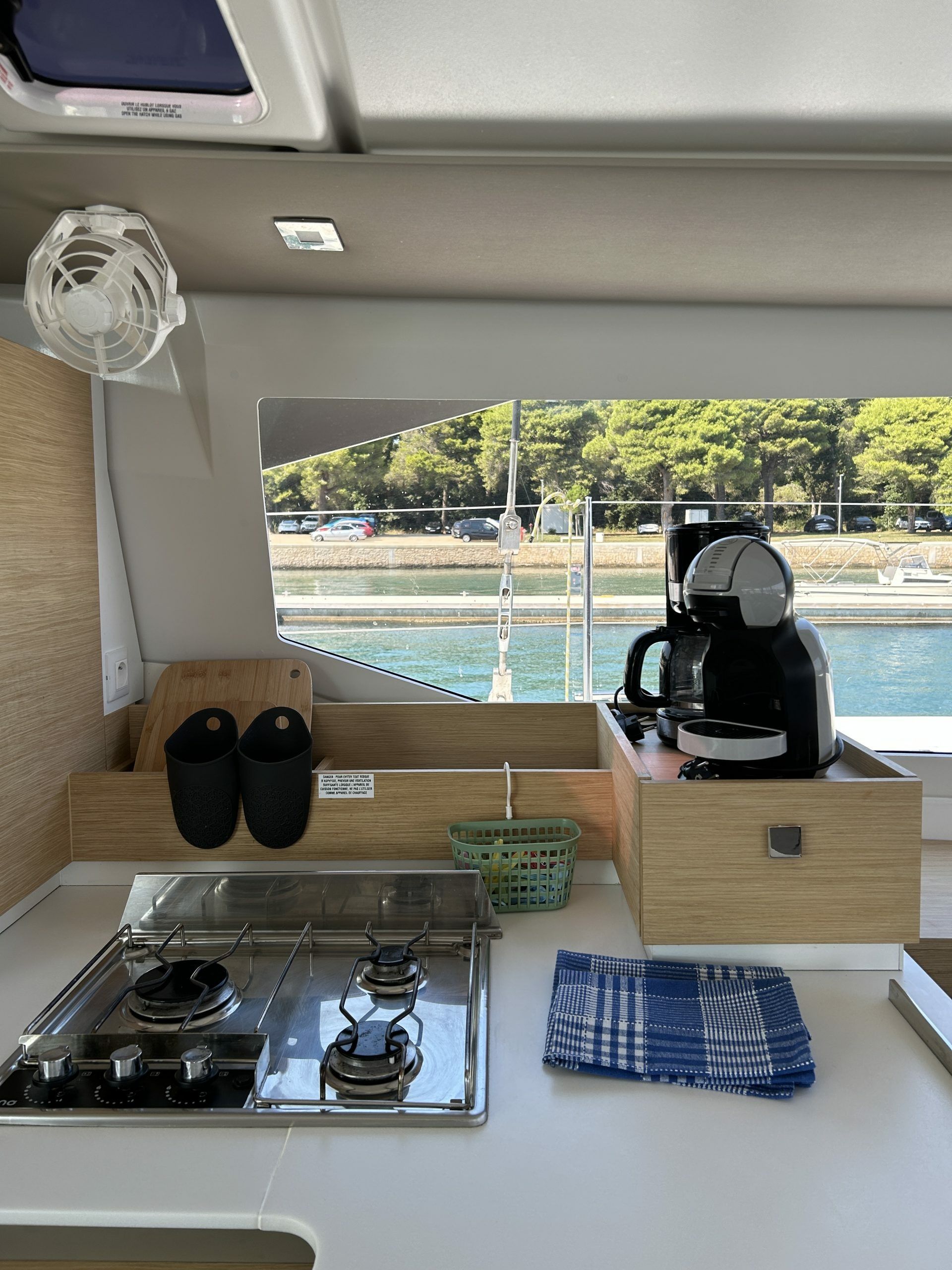 Fountaine Pajot Astrea 42 | Jami