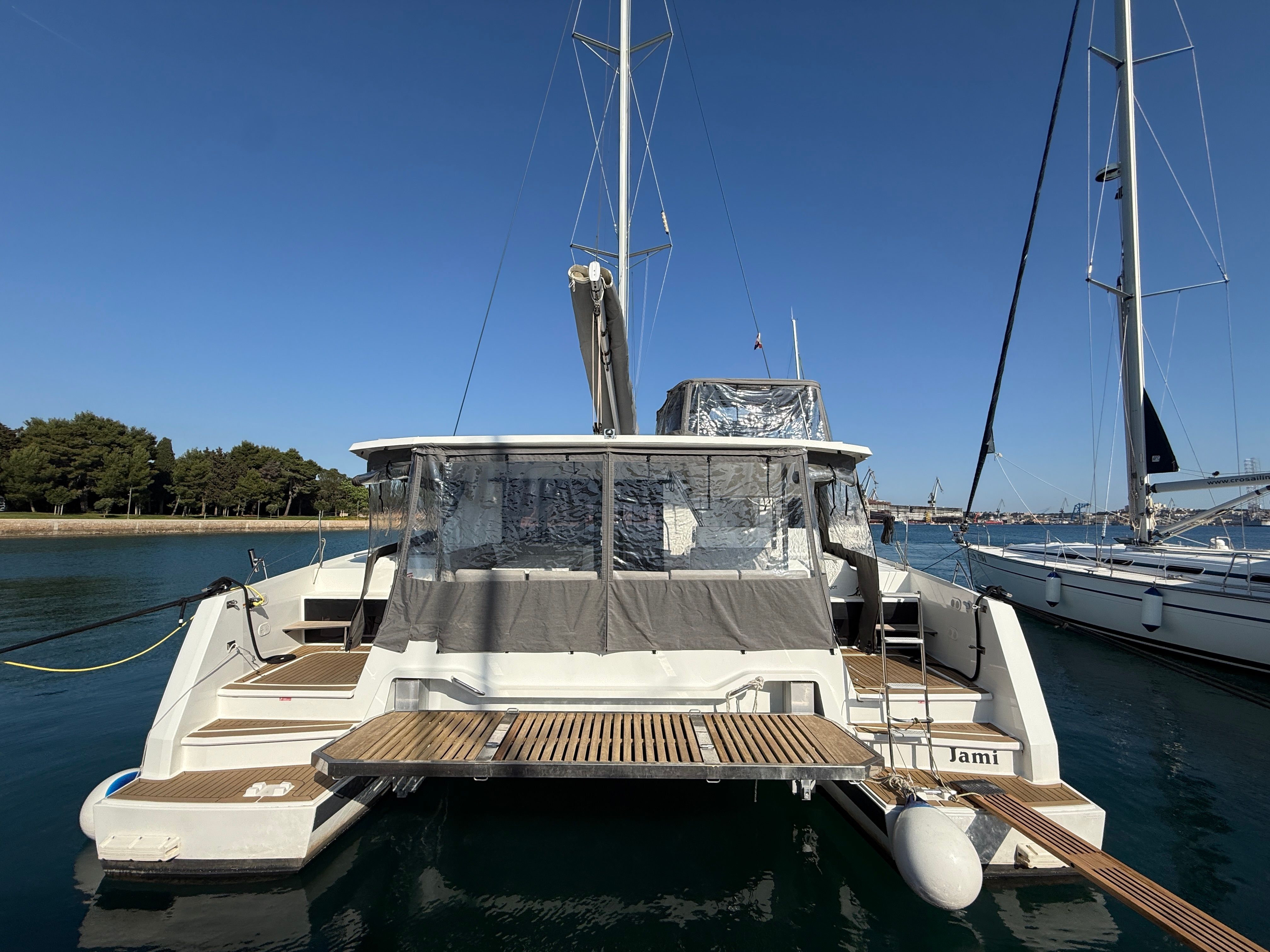 Fountaine Pajot Astrea 42 | Jami