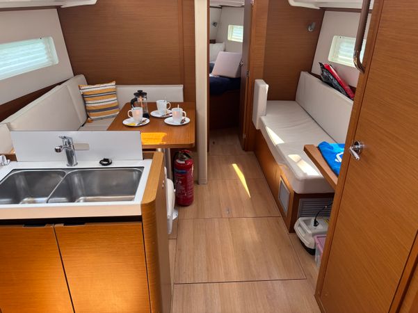 Jeanneau Sun Odyssey 380 | Sunsail 23