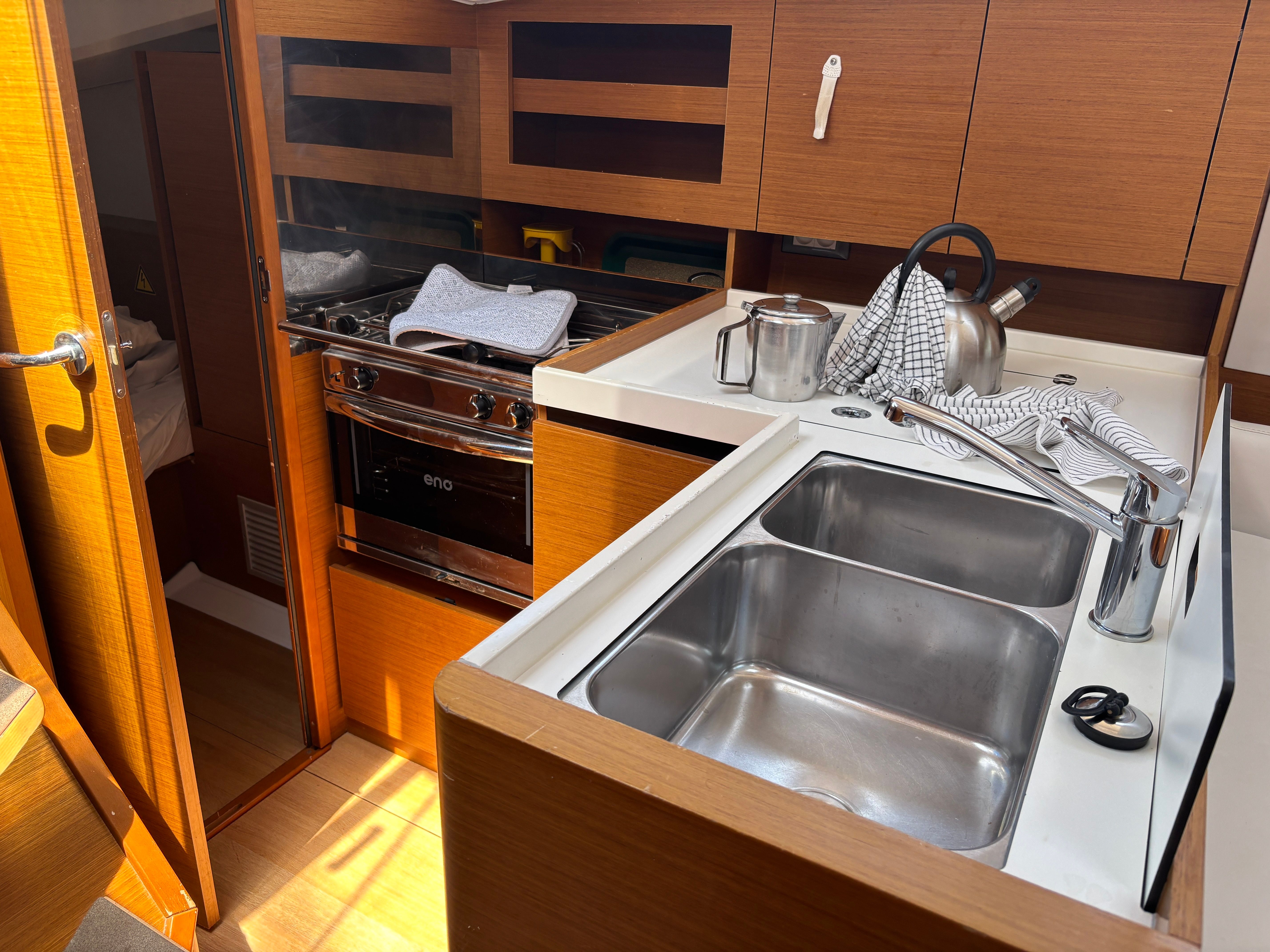 Jeanneau Sun Odyssey 380 | Sunsail 23