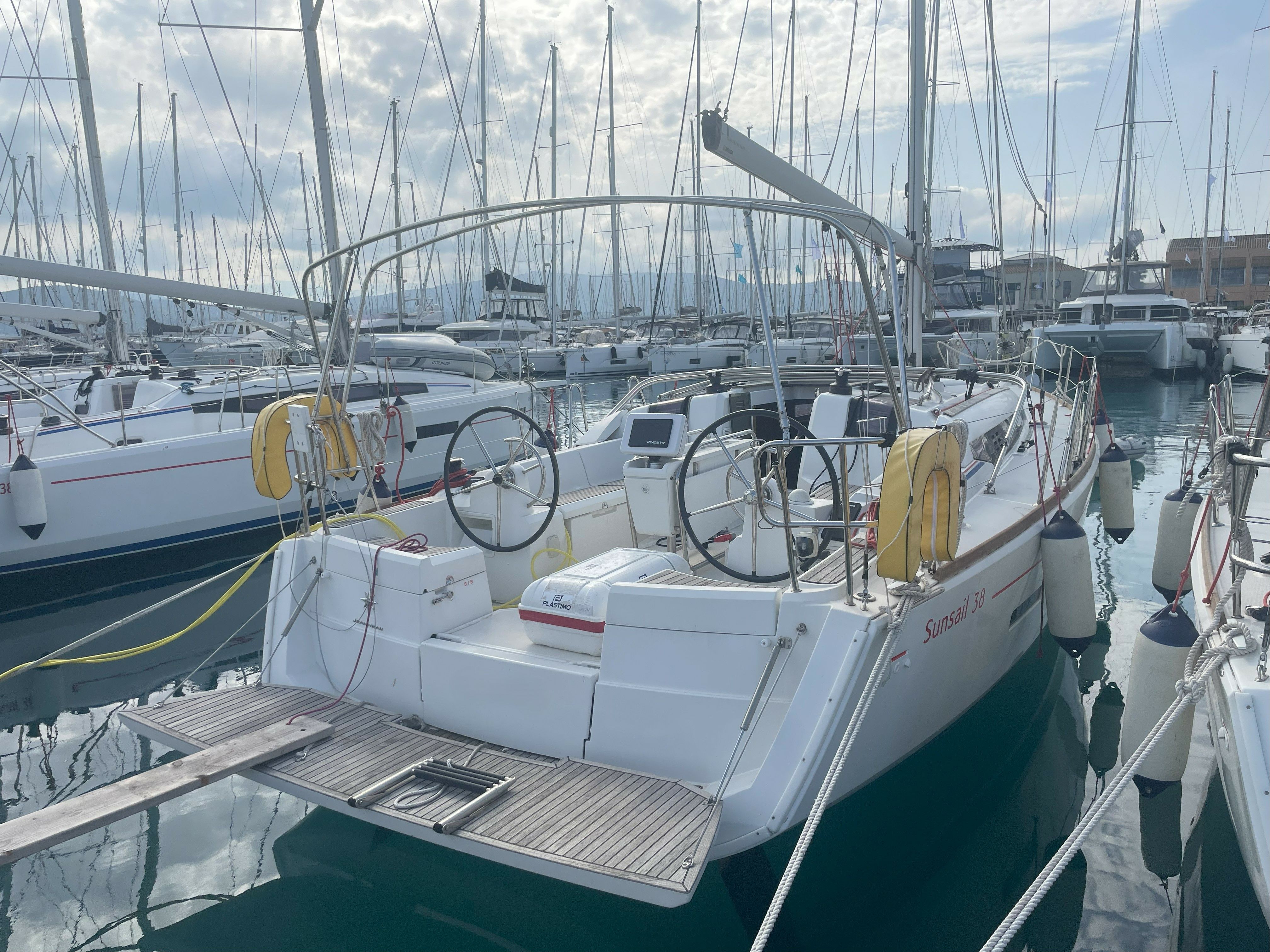 Jeanneau Sun Odyssey 380 | Sunsail 23