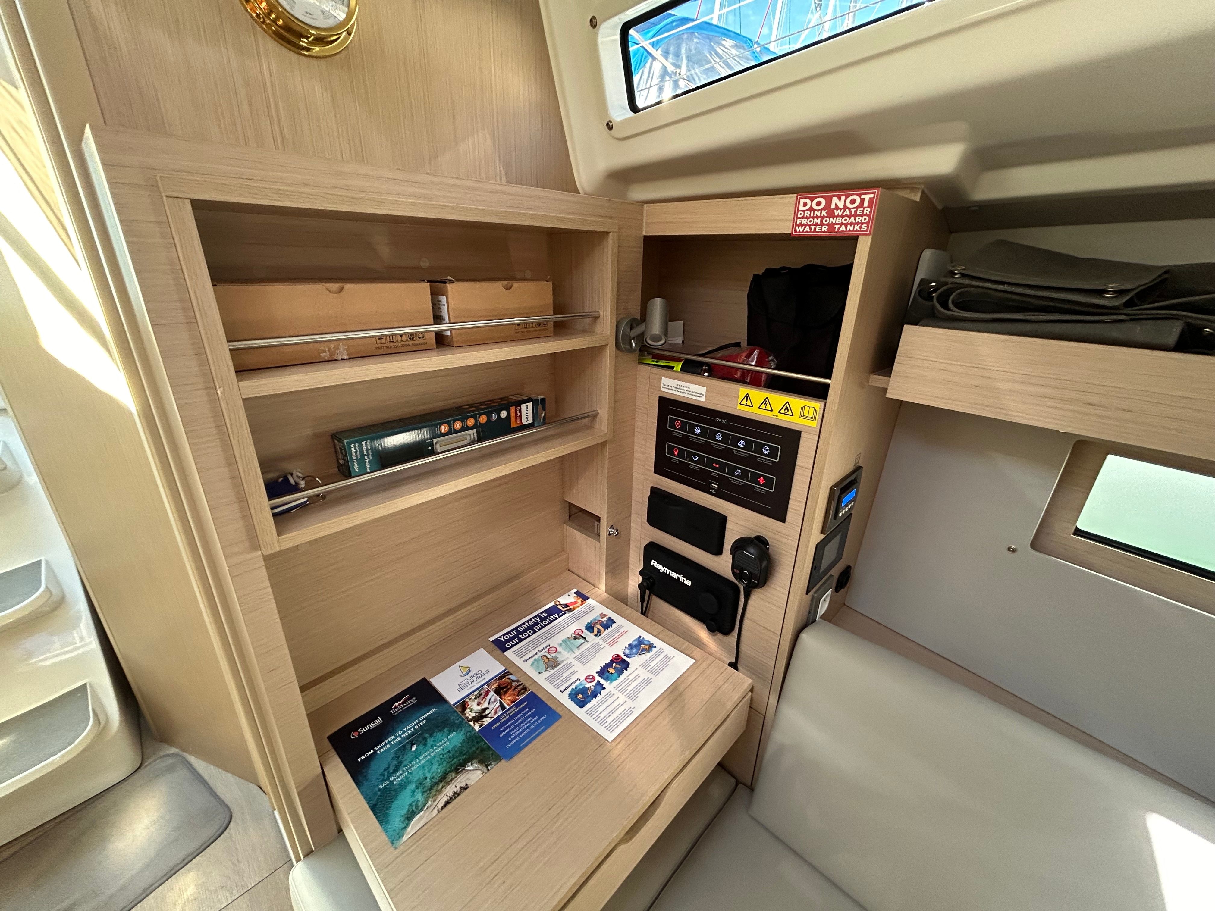 Beneteau Oceanis 34.1 | Sunsail 23