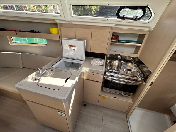 Beneteau Oceanis 34.1 | Sunsail 23