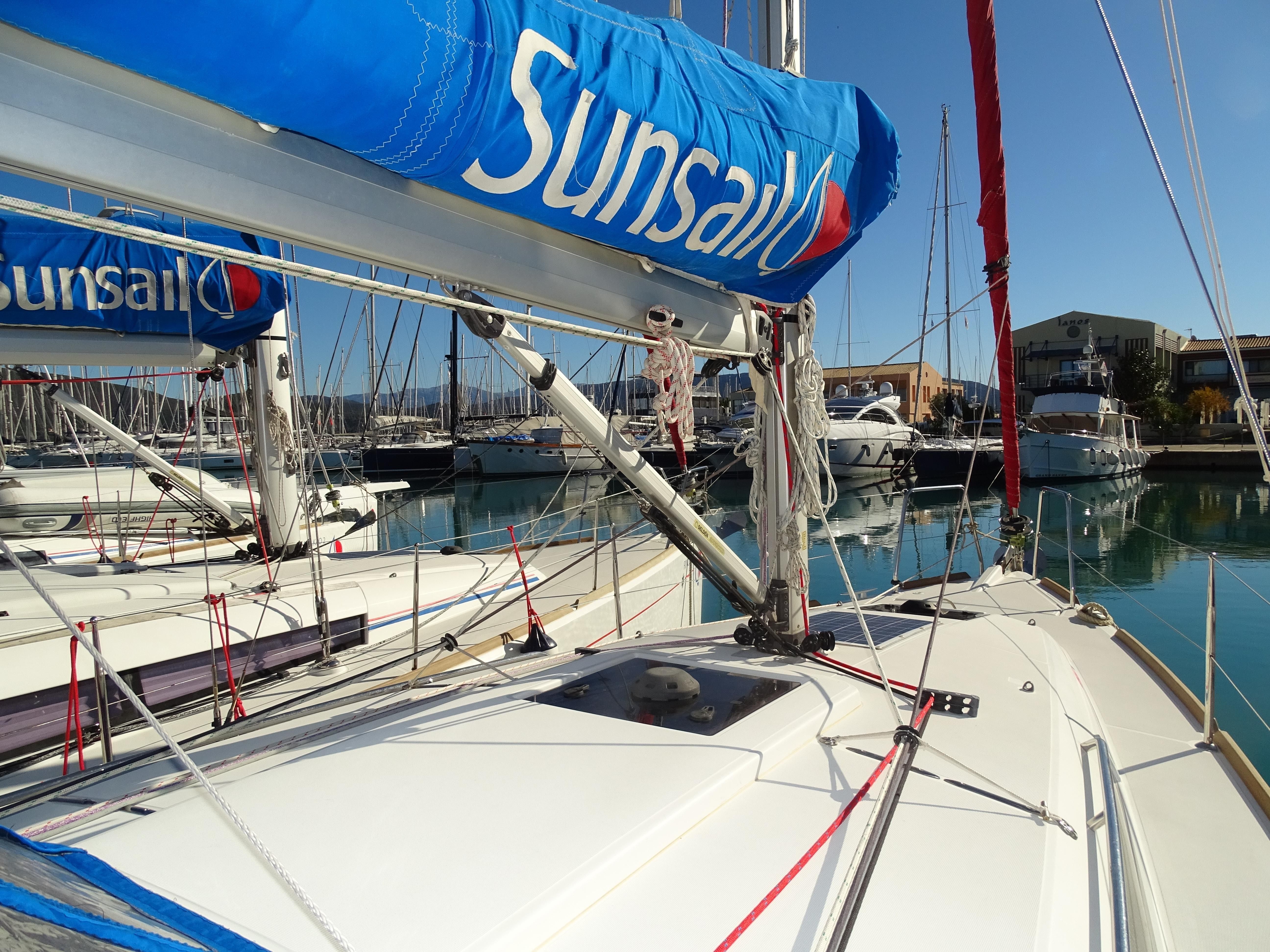 Beneteau Oceanis 34.1 | Sunsail 23