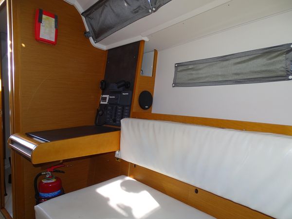 Beneteau Oceanis 34.1 | Sunsail 23