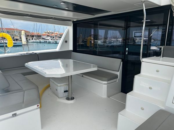 Leopard 45 | Sunsail 23