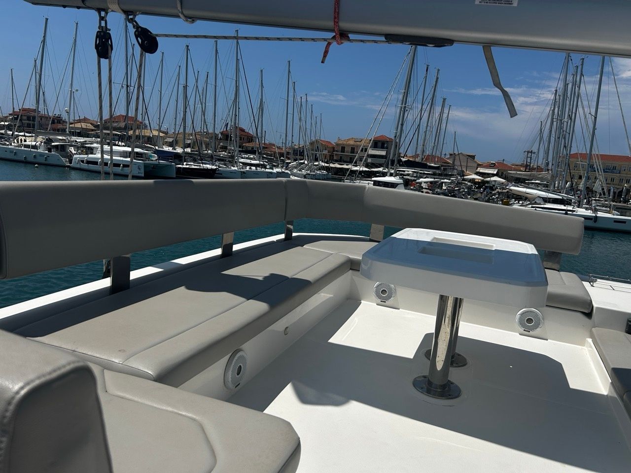 Leopard 45 | Sunsail 23