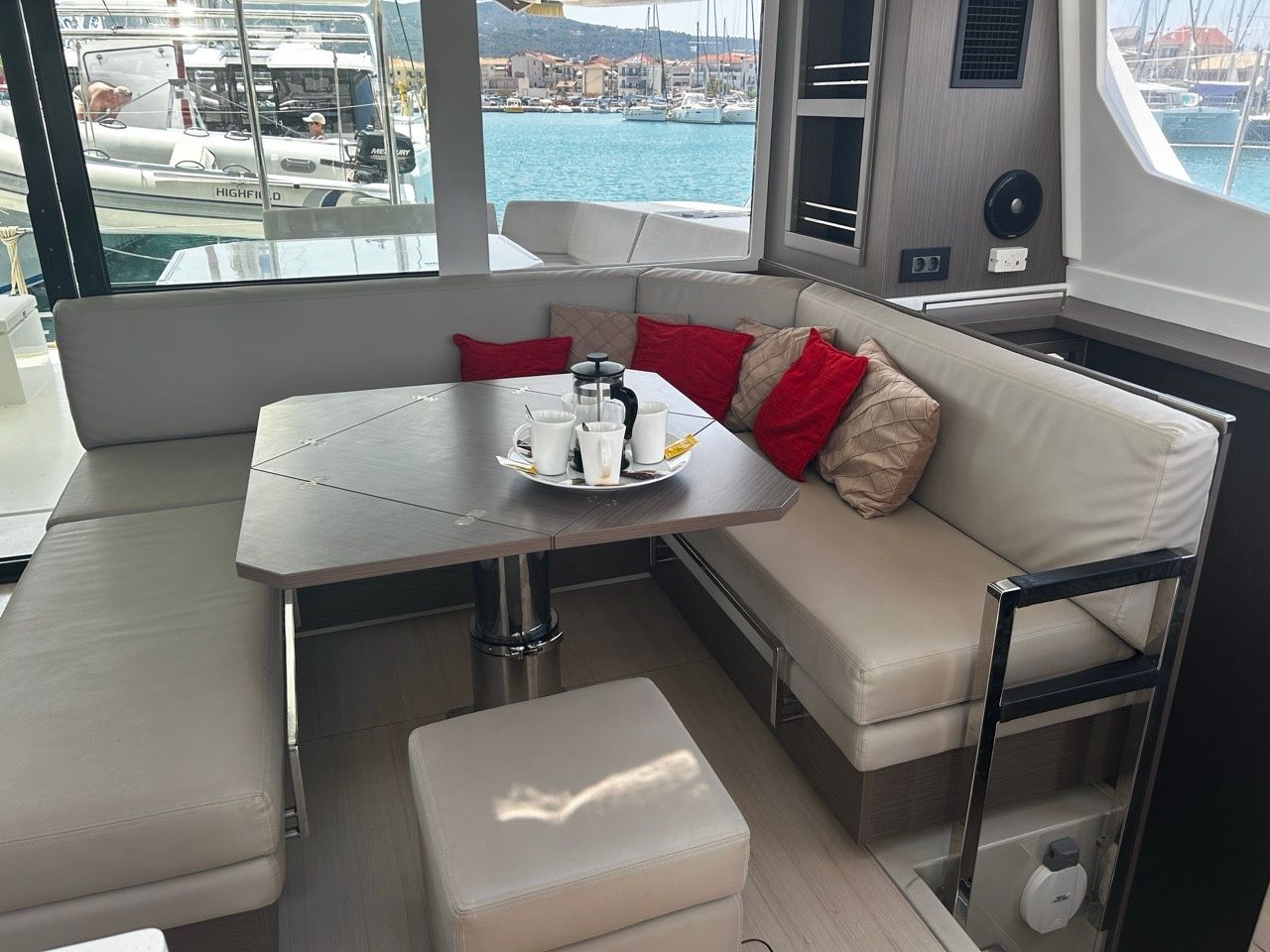 Leopard 45 | Sunsail 23