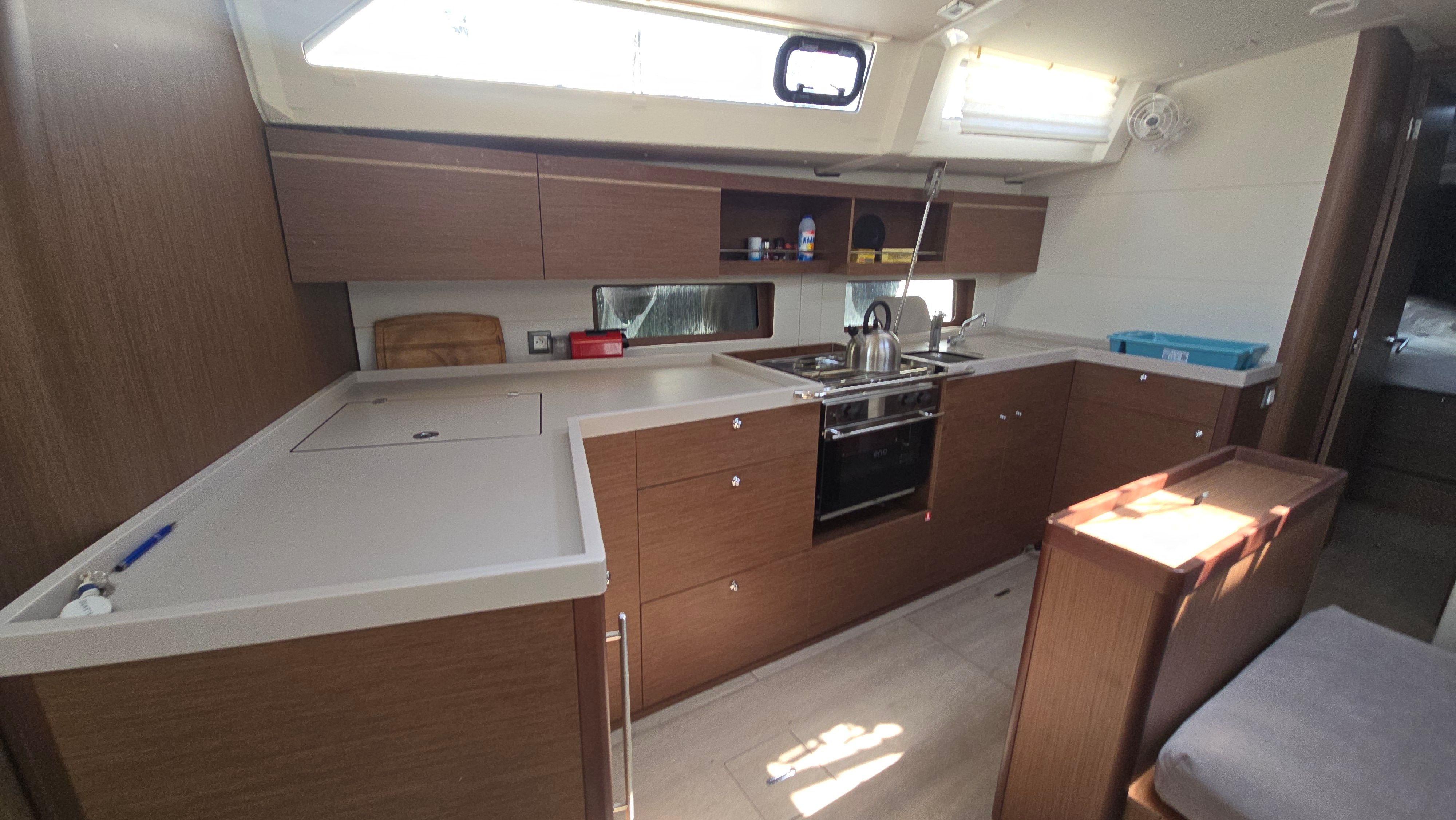 Beneteau Oceanis 46.1 | Lella Belle