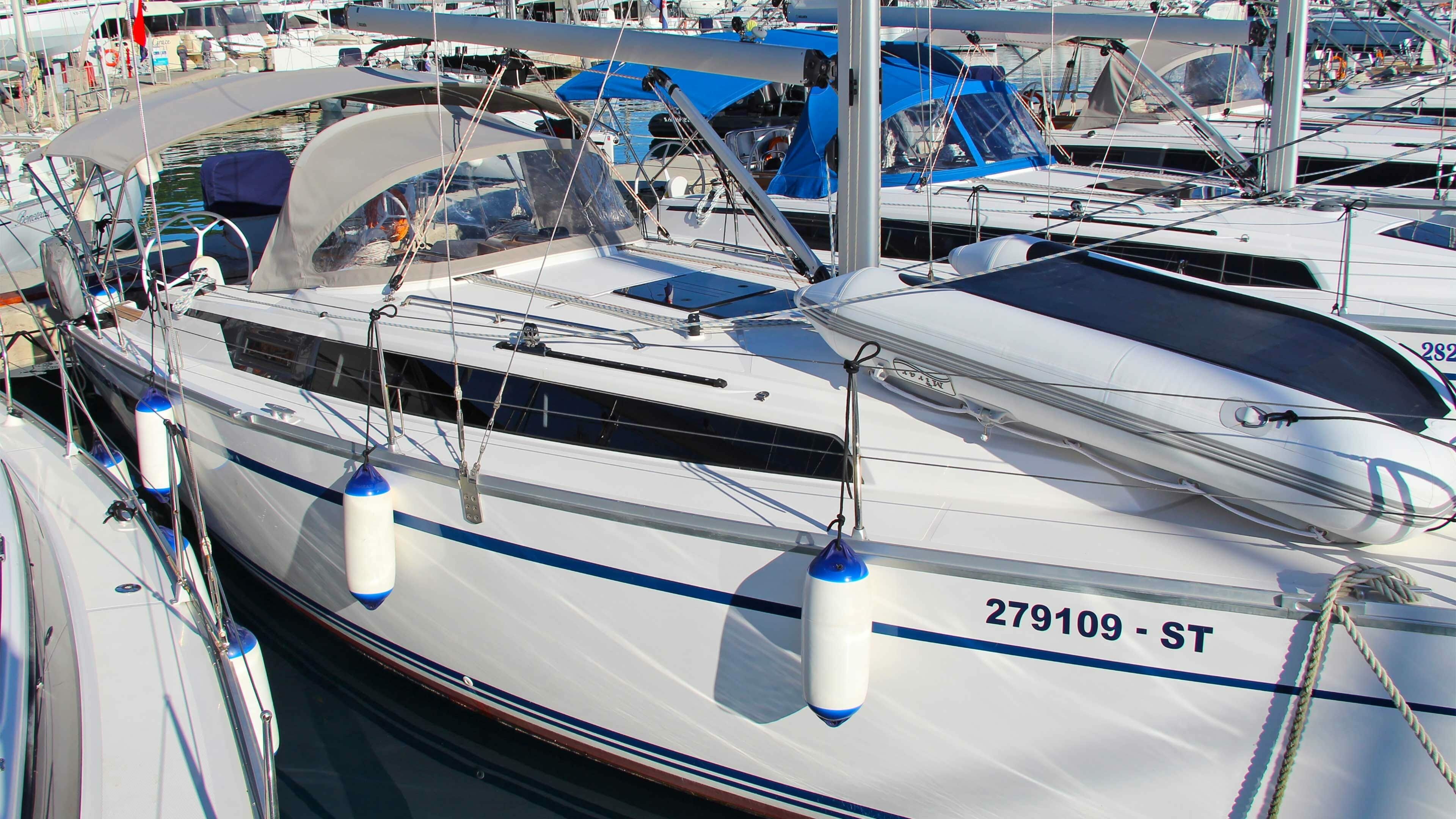 Bavaria Cruiser 34 | Bobara