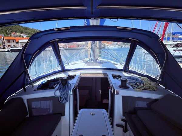 Dufour 41 | Sunsail 24