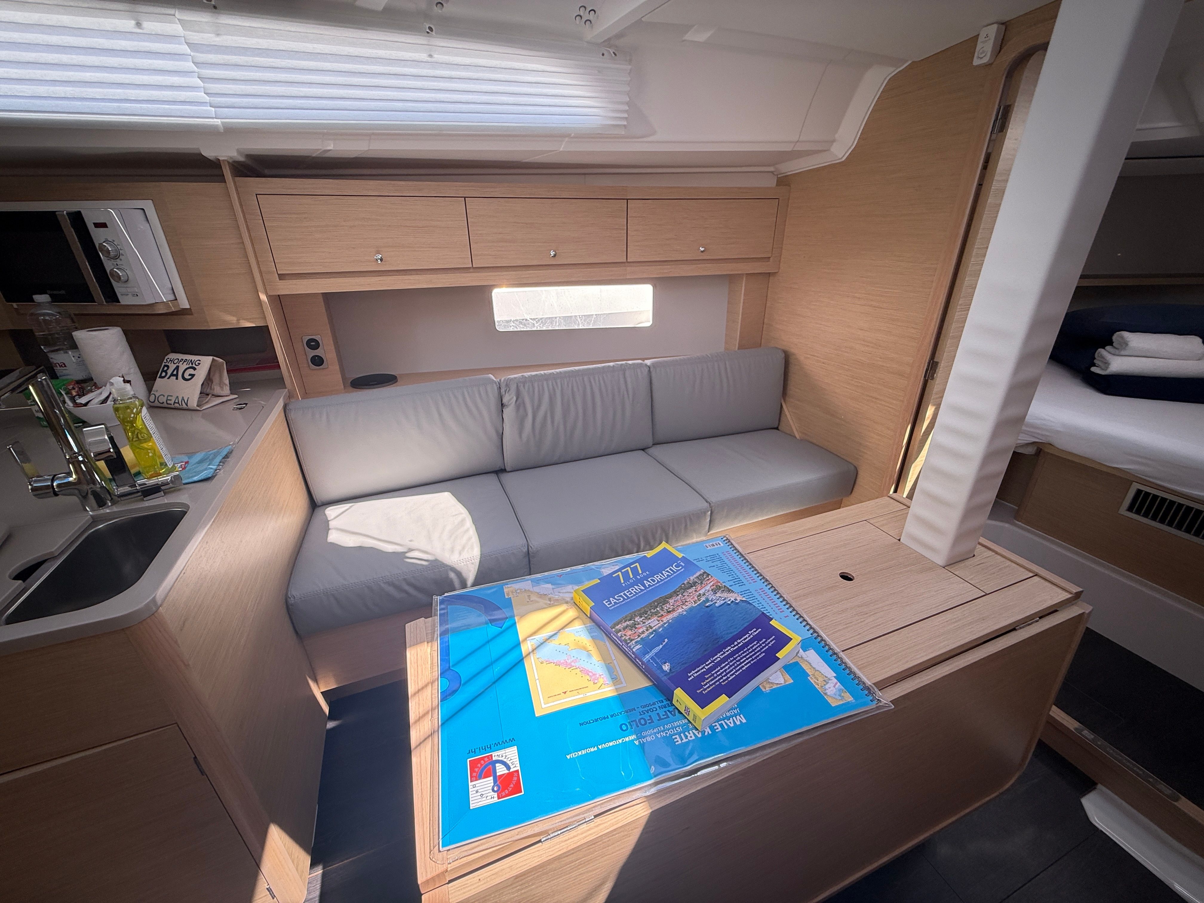 Dufour 37 | Sunsail 24