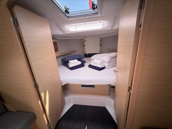 Dufour 37 | Sunsail 24